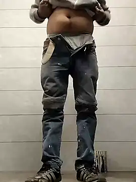 Snapshot of indianSmartboy chatting on 12-23-24, 08:11 indianSmartboy online show from 12-23-24, 08:11