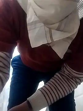 Snapshot of indianSmartboy chatting on 01-01-25, 06:49 indianSmartboy online show from 01-01-25, 06:49