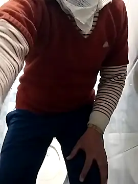 Snapshot of indianSmartboy chatting on 01-20-25, 07:46 indianSmartboy online show from 01-20-25, 07:46