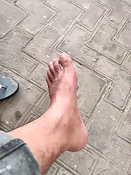 Snapshot of indianSmartboy chatting on 10-31-25, 08:59 indianSmartboy online show from 10-31-25, 08:59