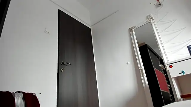 Snapshot of suuzykiss chatting on 03-03-25, 06:04 suuzykiss online show from 03-03-25, 06:04