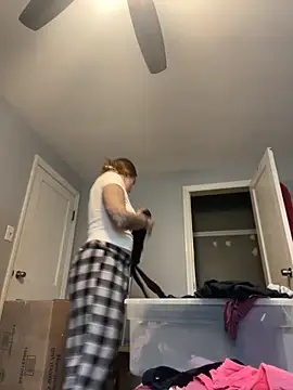 Snapshot of jaseyrae chatting on 10-11-25, 04:16 jaseyrae online show from 10-11-25, 04:16