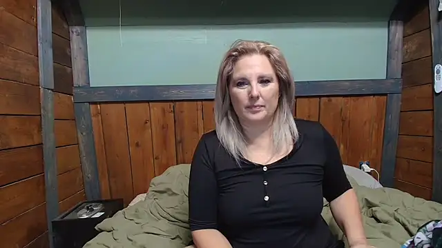 lisaxlovexxx online show from 11-26-25, 07:48