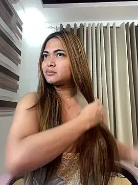 Snapshot of Bombshell_Ashy chatting on 01-13-25, 07:21 Bombshell Ashy online show from 01-13-25, 07:21