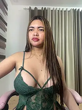 Snapshot of Bombshell_Ashy chatting on 02-09-25, 07:19 Bombshell Ashy online show from 02-09-25, 07:19