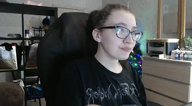 Snapshot of AnKey_Rayah chatting on 01-19-25, 05:39 AnKey Rayah online show from 01-19-25, 05:39