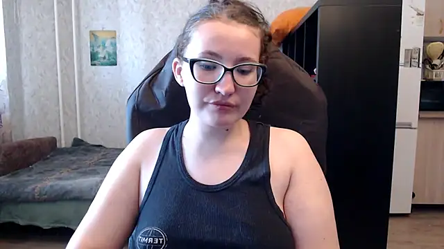 Snapshot of AnKey_Rayah chatting on 09-11-25, 04:12 AnKey Rayah online show from 09-11-25, 04:12