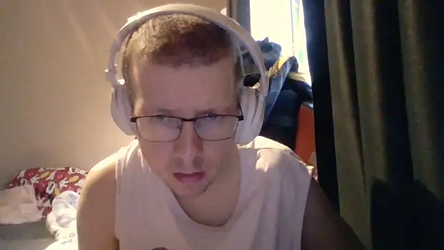 Snapshot of David250692 chatting on 03-16-26, 11:03 David250692 online show from 03-16-26, 11:03