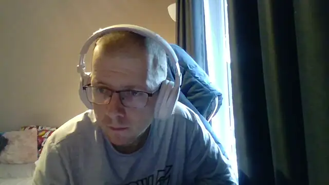 Snapshot of David250692 chatting on 03-27-26, 08:48 David250692 online show from 03-27-26, 08:48