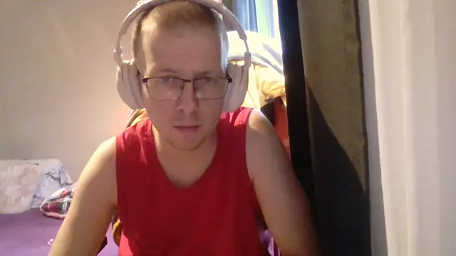 Snapshot of David250692 chatting on 05-25-26, 11:49 David250692 online show from 05-25-26, 11:49