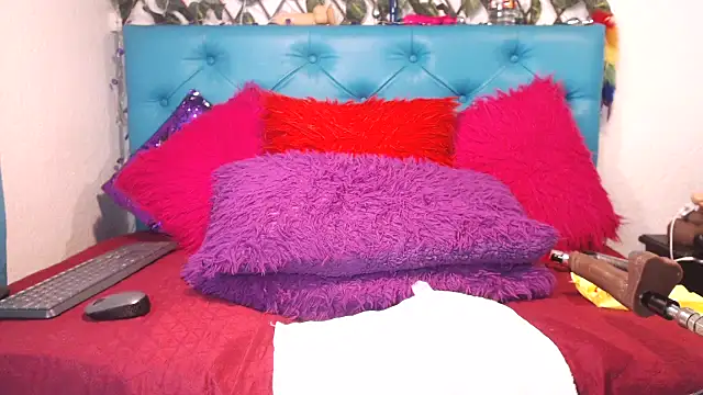 SARAWILLS online show from 11-03-25, 02:07