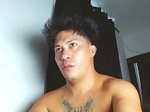 Snapshot of boyhot23x chatting on 03-14-26, 10:04 boyhot23x online show from 03-14-26, 10:04