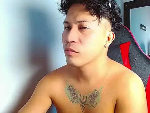boyhot23x online show from 04-18-26, 06:12