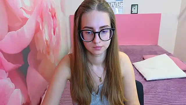 Snapshot of AliceAdams chatting on 01-23-25, 11:15 AliceAdams online show from 01-23-25, 11:15