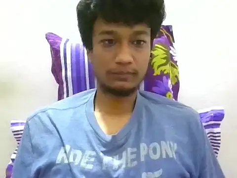 Snapshot of jimnail007 chatting on 06-09-26, 04:13 jimnail007 online show from 06-09-26, 04:13