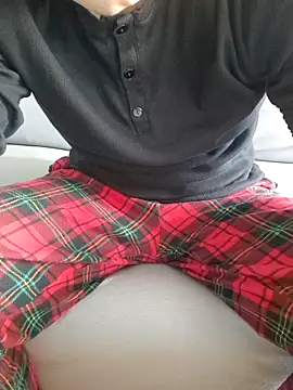 Snapshot of praqun2021 chatting on 02-21-26, 11:22 praqun2021 online show from 02-21-26, 11:22