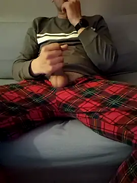 praqun2021 online show from 04-25-26, 06:38