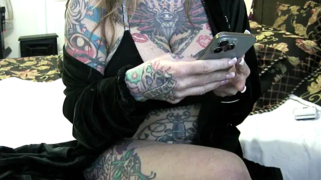 pamelagunns online show from 01-25-25, 04:35