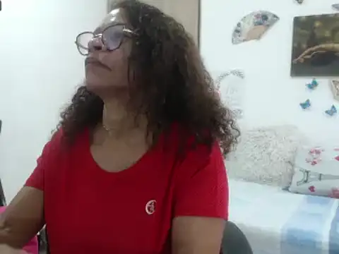 BustyMilf  online show from 03-21-25, 11:55