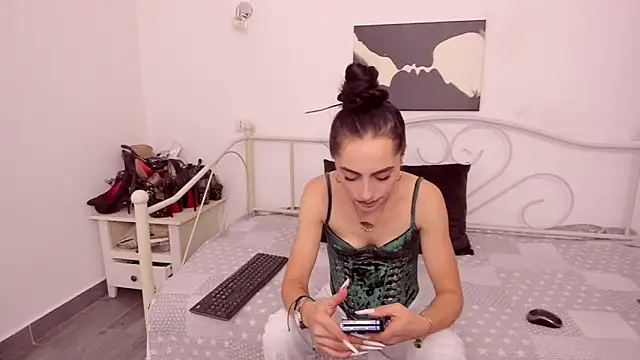 jessystarr online show from 10-19-25, 11:44