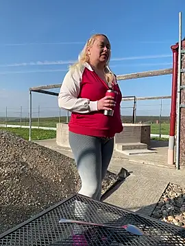 SabinaSweety online show from 04-16-26, 06:03