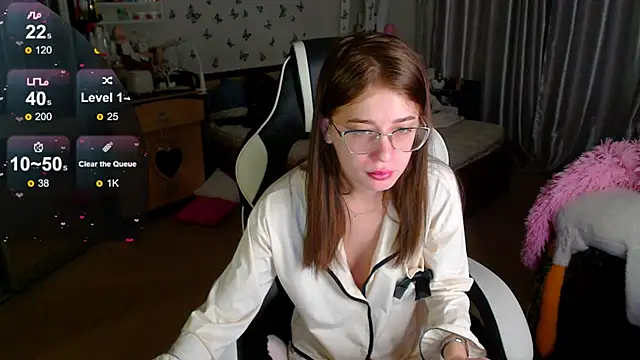 Kira honeyy online show from 01-13-26, 02:17