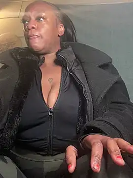 Snapshot of AlexaTheSlut chatting on 02-12-25, 07:34 AlexaTheSlut online show from 02-12-25, 07:34