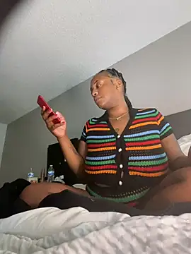 Snapshot of AlexaTheSlut chatting on 03-15-25, 04:02 AlexaTheSlut online show from 03-15-25, 04:02