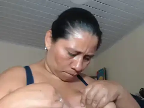 adrixxx38 online show from 03-22-25, 05:20