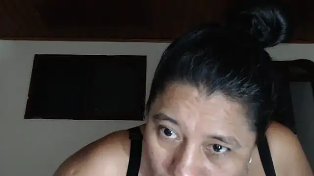 adrixxx38 online show from 07-23-26, 01:58