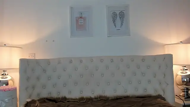 Snapshot of JessicaJames23 chatting on 09-16-25, 11:44 JessicaJames23 online show from 09-16-25, 11:44