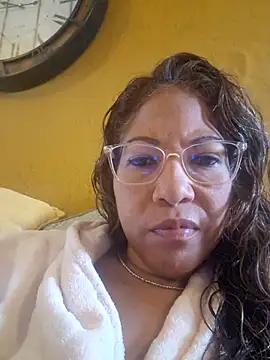 mila38 online show from 10-21-25, 08:48