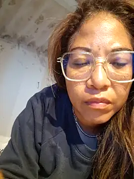 Snapshot of mila38 chatting on 05-13-26, 07:11 mila38 online show from 05-13-26, 07:11