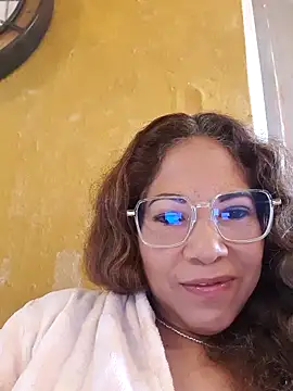 Snapshot of mila38 chatting on 05-23-26, 06:51 mila38 online show from 05-23-26, 06:51