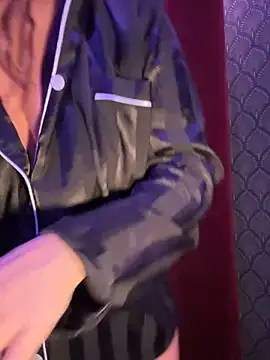 Clara-xoxo online show from 12-07-24, 11:23