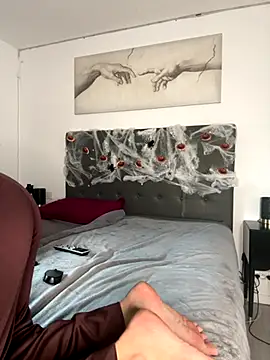 Clara-xoxo online show from 10-31-25, 02:51