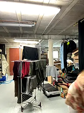 Clara-xoxo online show from 11-04-25, 02:16