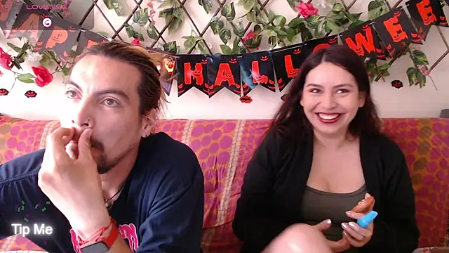 Jack Emily1 online show from 10-27-25, 04:44