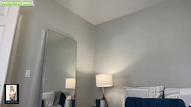 Snapshot of JordynGrange chatting on 02-24-25, 10:25 JordynGrange online show from 02-24-25, 10:25