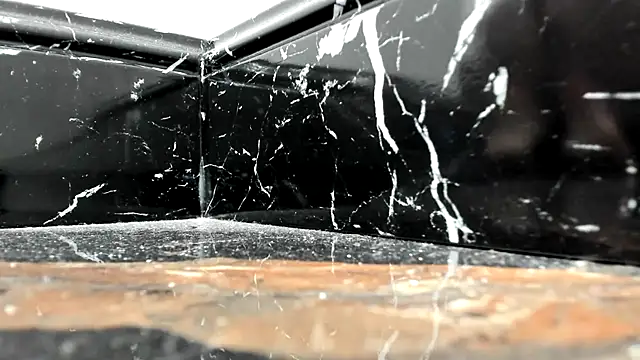 Snapshot of DiamondAnna chatting on 10-25-25, 05:30 DiamondAnna online show from 10-25-25, 05:30