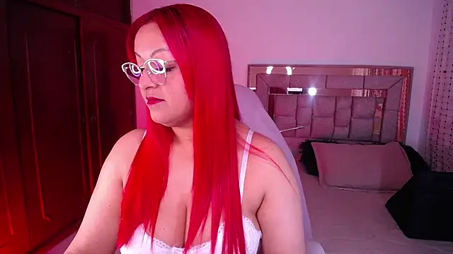 salomecastro  online show from 02-03-26, 03:37