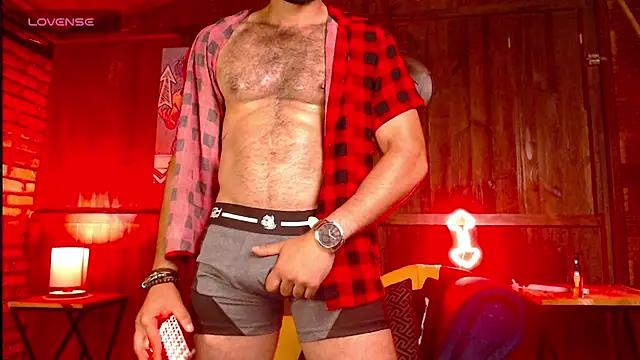 Snapshot of PedroMancini chatting on 10-08-25, 11:30 PedroMancini online show from 10-08-25, 11:30