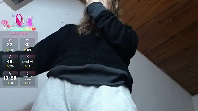 Snapshot of cristin_doll_ chatting on 10-16-25, 02:07 cristin doll online show from 10-16-25, 02:07