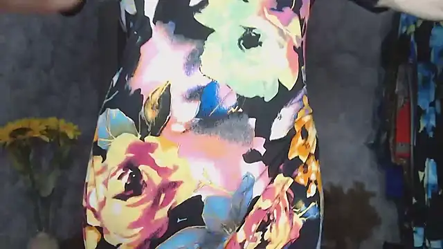 Aziza1 online show from 04-10-26, 01:49