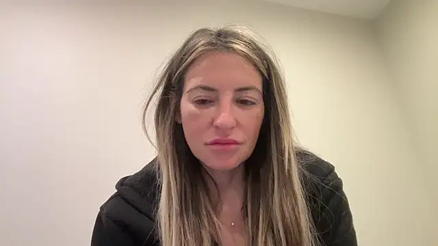 Snapshot of AmandaStarryNight chatting on 12-05-24, 08:11 AmandaStarryNight online show from 12-05-24, 08:11