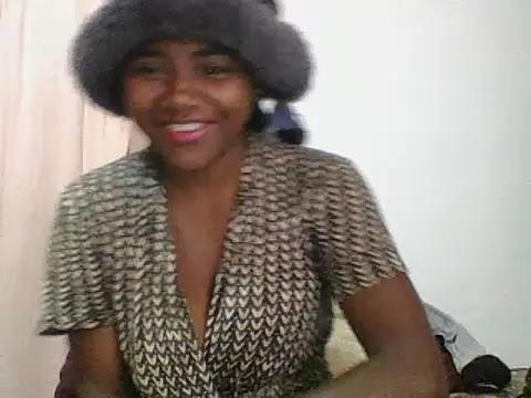 Hamie sexy online show from 09-18-25, 04:58