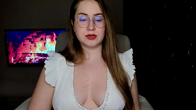 SeasonalSomeone online show from 03-12-25, 08:20