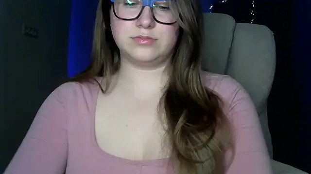 SeasonalSomeone online show from 04-19-26, 11:18