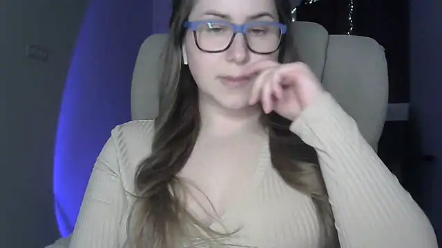 SeasonalSomeone online show from 04-22-26, 11:06