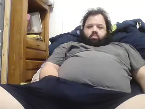 Snapshot of Strongbutgentle36 chatting on 12-15-24, 06:18 Strongbutgentle36 online show from 12-15-24, 06:18